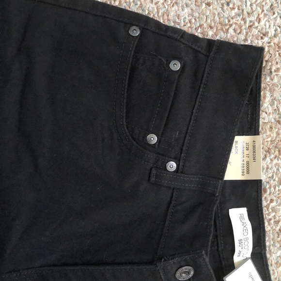 Levi’s 550 Relaxed Boot Cut Misses Black Jean 6 Short - Picture 2 of 7